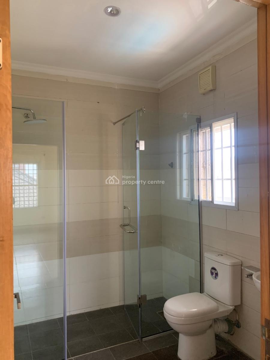 Luxurious 3bedroom Apartment with a Bq in a Gated Estate, Lekki, Lekki Phase 1, Lekki, Lagos, Flat / Apartment for Rent