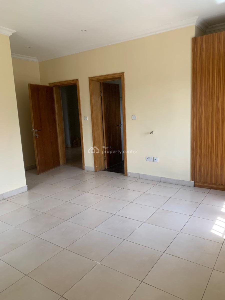 Luxurious 3bedroom Apartment with a Bq in a Gated Estate, Lekki, Lekki Phase 1, Lekki, Lagos, Flat / Apartment for Rent