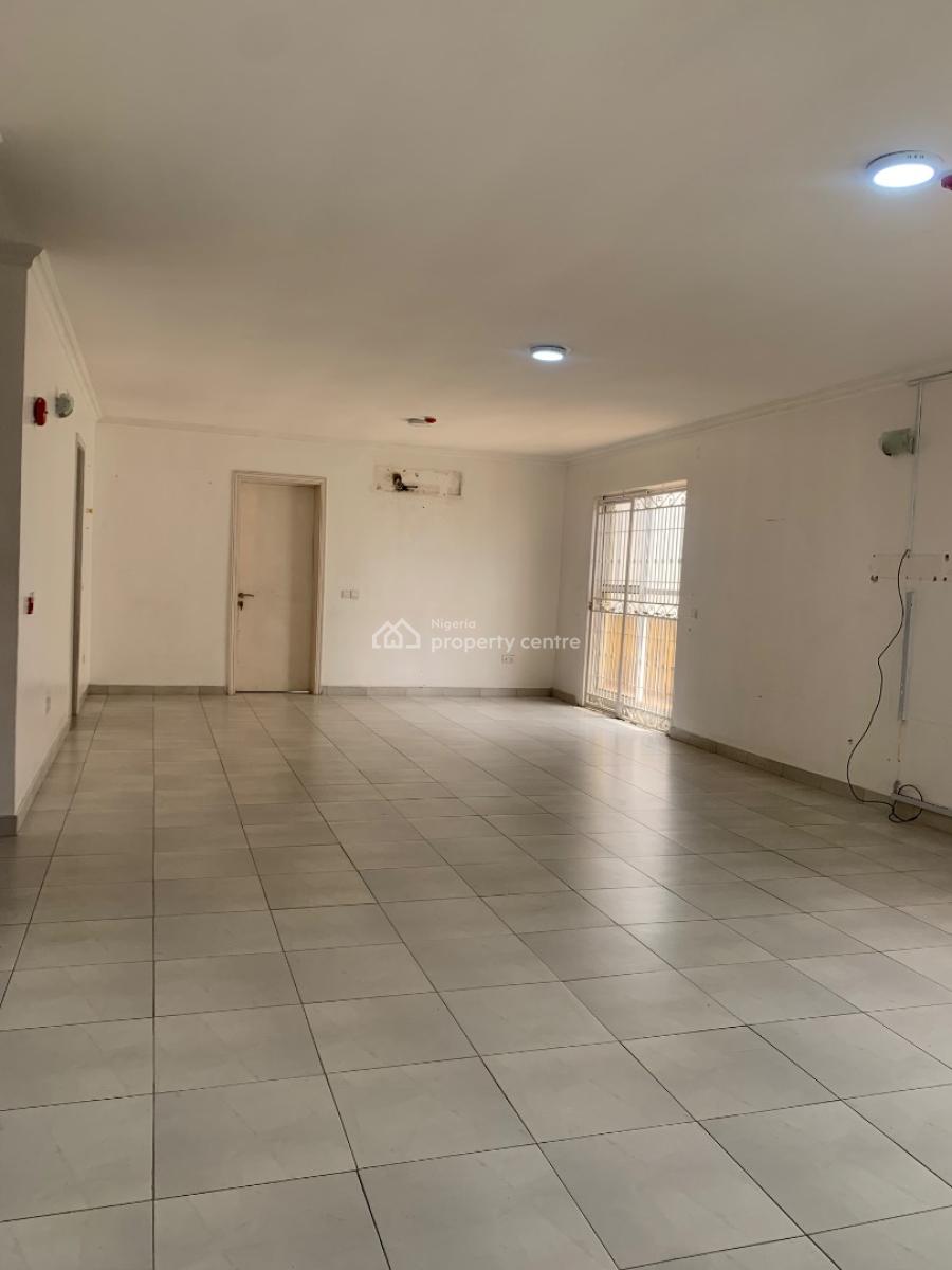 Beautiful Luxurious 3 Bedroom Apartment with a Bq in a Gated Estate, Lekki Phase 1, Lekki, Lagos, Flat / Apartment for Rent