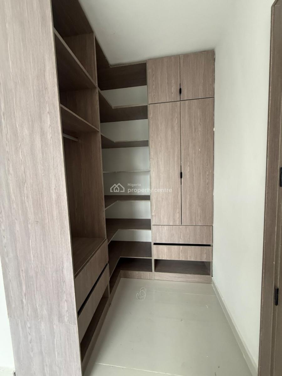 Newly Built 2 Bedroom Apartment with Swimming Pool and Gym, Lekki Phase 1, Lekki, Lagos, Flat / Apartment for Rent