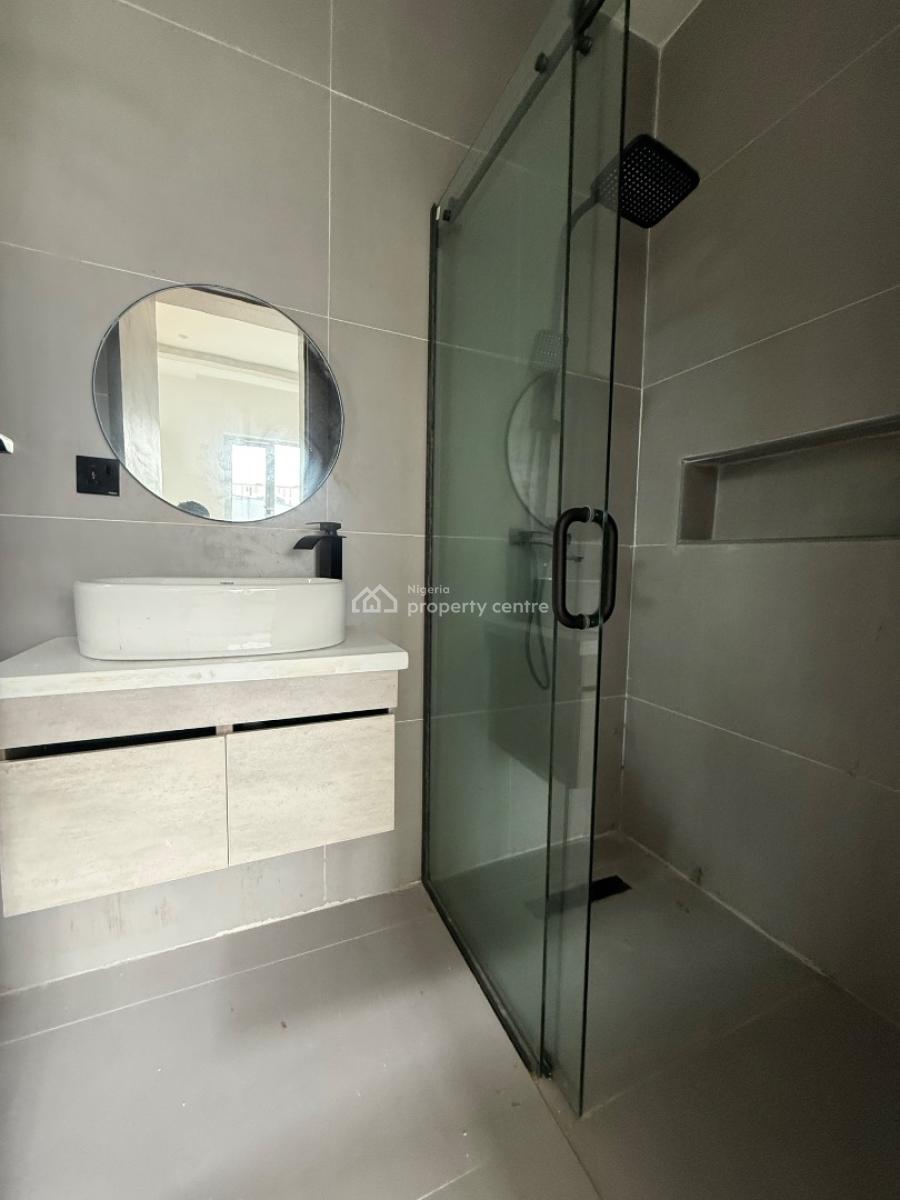 Newly Built 2 Bedroom Apartment with Swimming Pool and Gym, Lekki Phase 1, Lekki, Lagos, Flat / Apartment for Rent