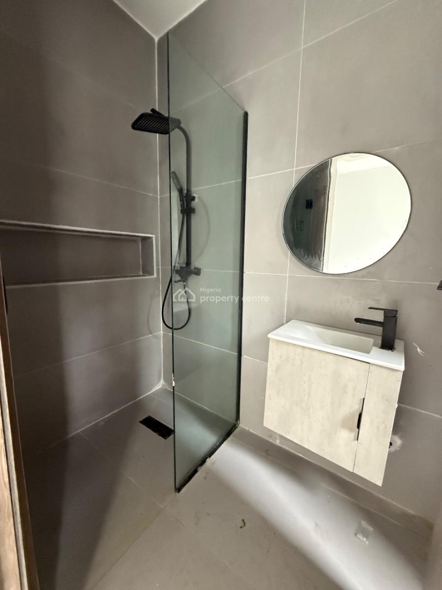 Newly Built 2 Bedroom Apartment with Swimming Pool and Gym, Lekki Phase 1, Lekki, Lagos, Flat / Apartment for Rent