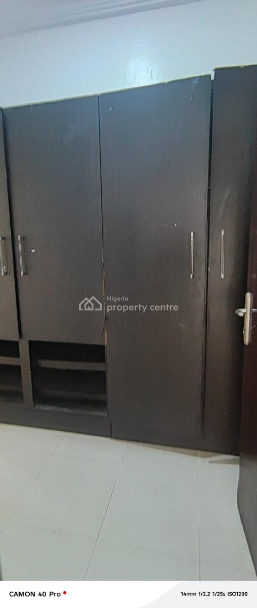 Service 2 Bedroom Flat Upstairs in Phase 1, Ayinde Akinmade Street Off Admiralty Way, Lekki Phase 1, Lekki, Lagos, Flat / Apartment for Rent