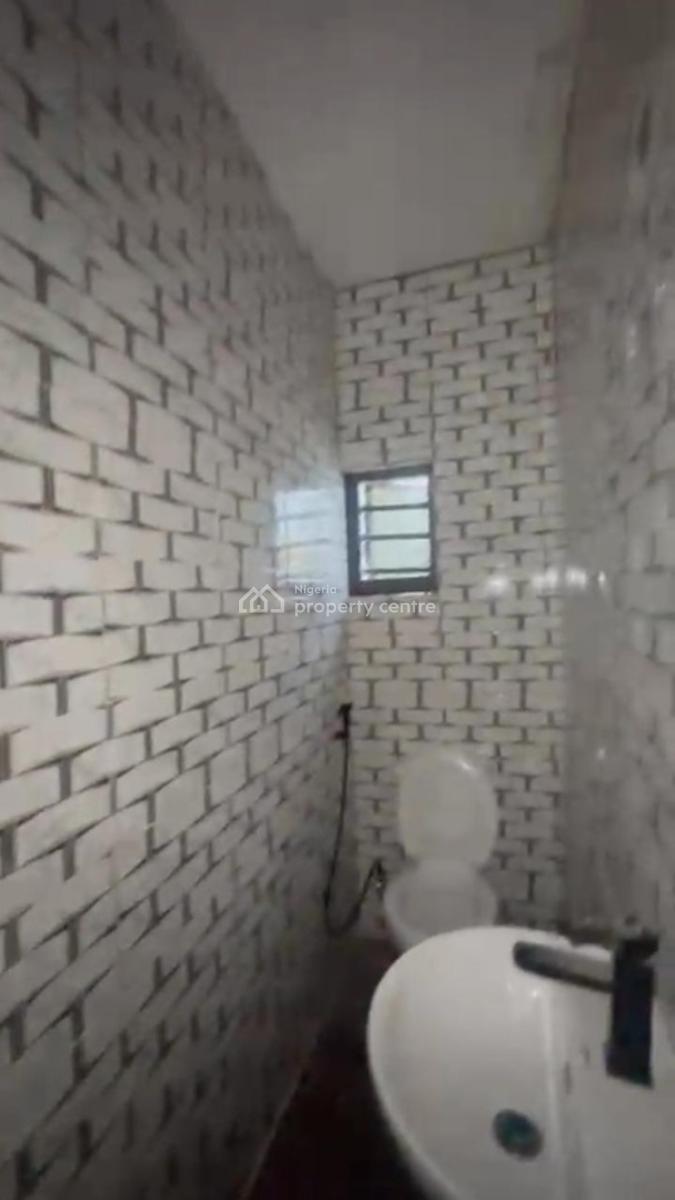Lovely Sweet Mini Flat, Palmgrove, Ilupeju, Lagos, Mini Flat (room and Parlour) for Rent