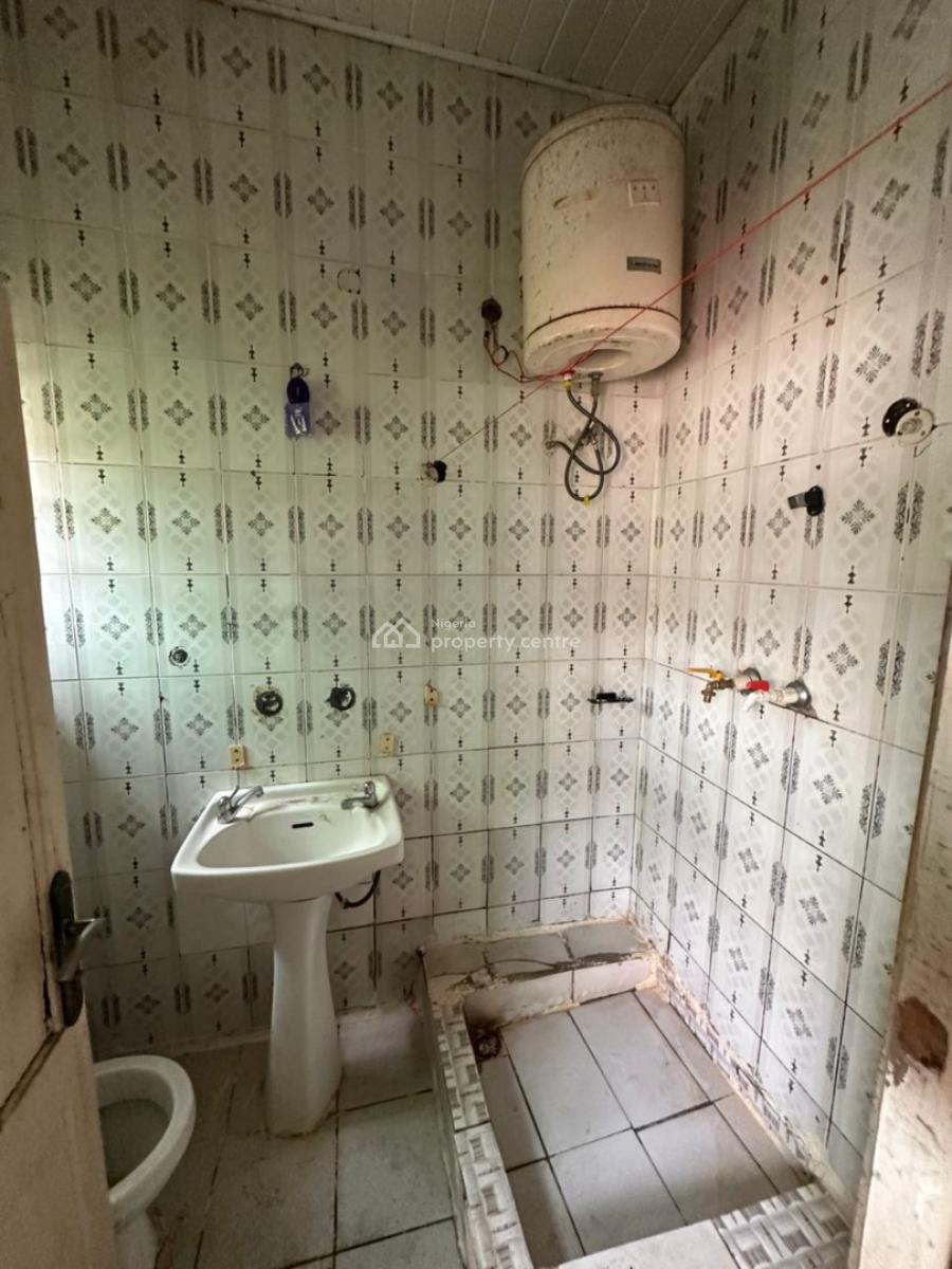 a Standard Room Self Contain with a Studio Kitchen in a Nice Environment, 2nd Avenue, Gwarinpa, Abuja, Self Contain (single Rooms) for Rent
