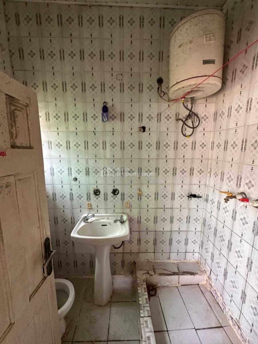 a Standard Room Self Contain with a Studio Kitchen in a Nice Environment, 2nd Avenue, Gwarinpa, Abuja, Self Contain (single Rooms) for Rent