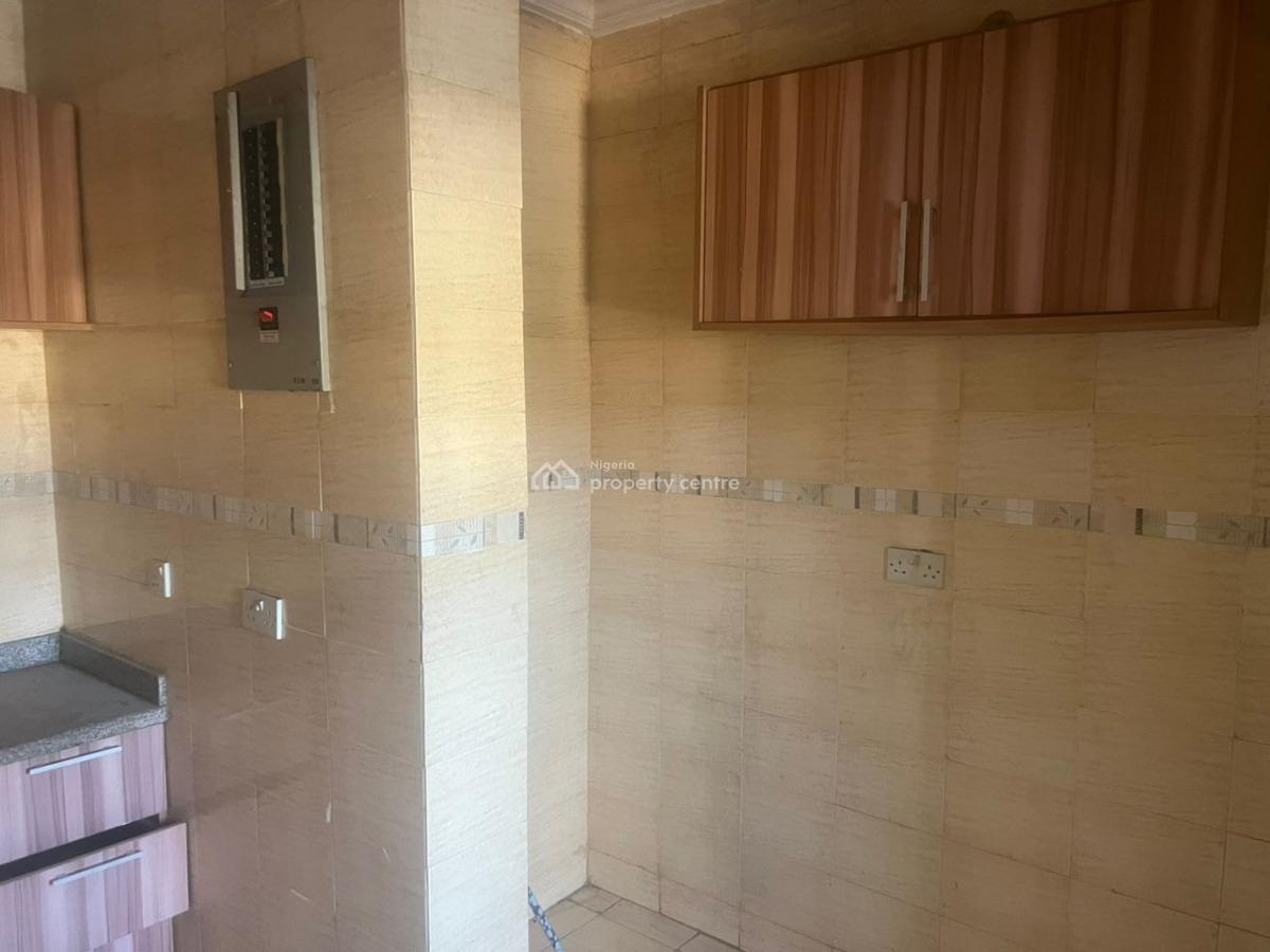 Standard 3 Bedrooms Flat, Victoria Island (vi), Lagos, Flat / Apartment for Rent