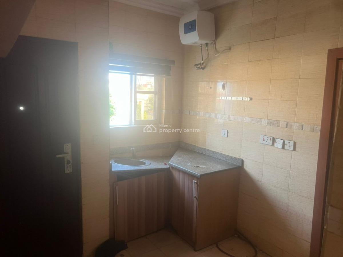 Standard 3 Bedrooms Flat, Victoria Island (vi), Lagos, Flat / Apartment for Rent
