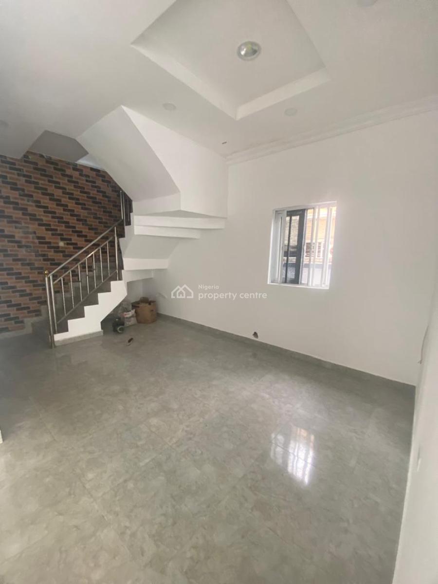 Fully Detached 4 Bedroom Duplex at Chevron  Drive Lekki Lagos., Chevron Facing The Road Outside The Estate Facing The Chevron Drive Ro, Lekki Phase 2, Lekki, Lagos, Detached Duplex for Rent