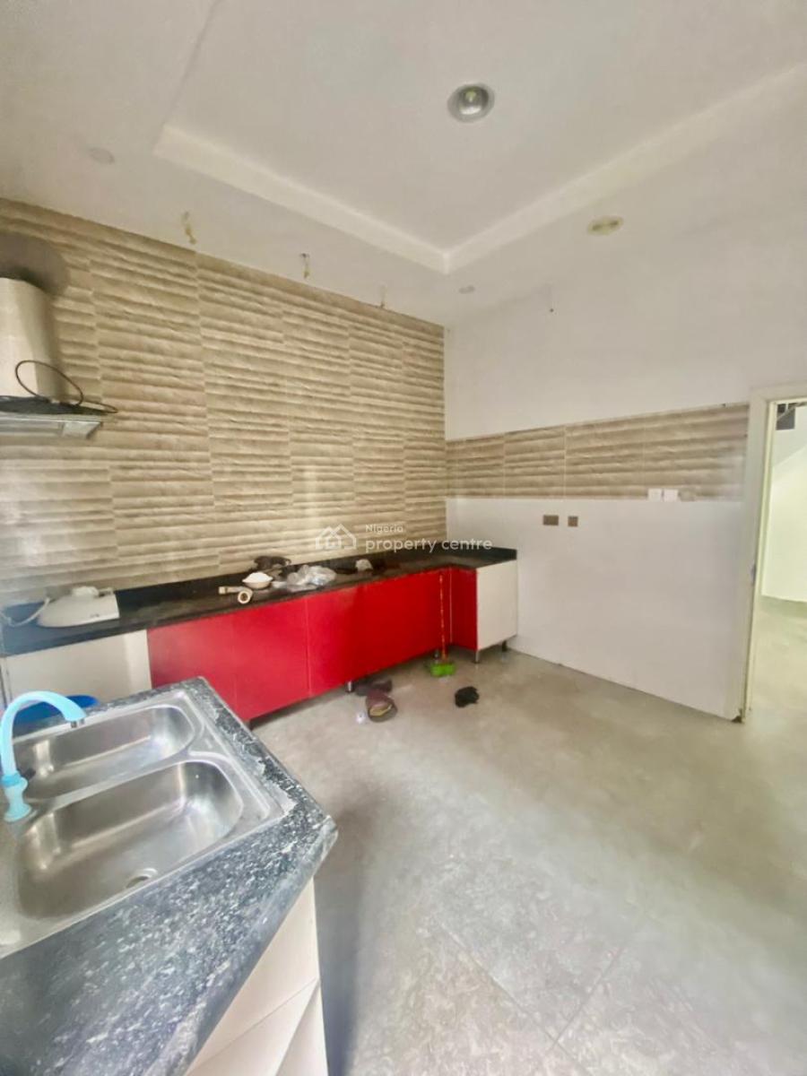 Fully Detached 4 Bedroom Duplex at Chevron  Drive Lekki Lagos., Chevron Facing The Road Outside The Estate Facing The Chevron Drive Ro, Lekki Phase 2, Lekki, Lagos, Detached Duplex for Rent