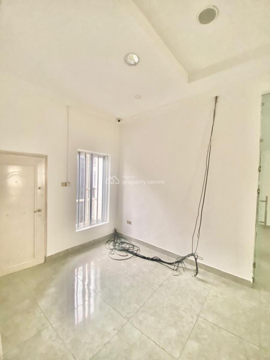 Fully Detached 4 Bedroom Duplex at Chevron  Drive Lekki Lagos., Chevron Facing The Road Outside The Estate Facing The Chevron Drive Ro, Lekki Phase 2, Lekki, Lagos, Detached Duplex for Rent