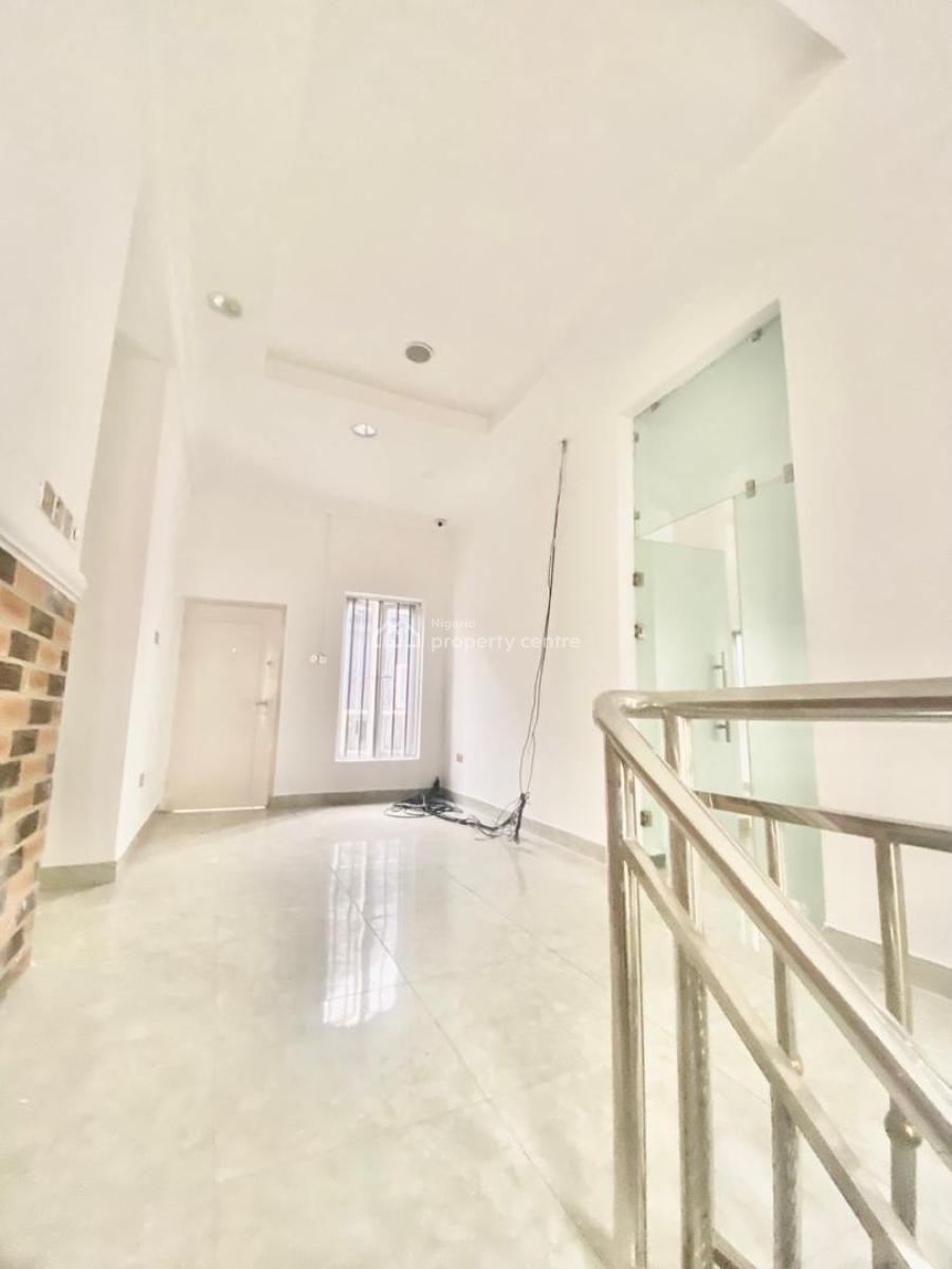 Fully Detached 4 Bedroom Duplex at Chevron  Drive Lekki Lagos., Chevron Facing The Road Outside The Estate Facing The Chevron Drive Ro, Lekki Phase 2, Lekki, Lagos, Detached Duplex for Rent