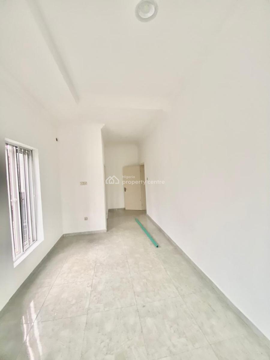 Fully Detached 4 Bedroom Duplex at Chevron  Drive Lekki Lagos., Chevron Facing The Road Outside The Estate Facing The Chevron Drive Ro, Lekki Phase 2, Lekki, Lagos, Detached Duplex for Rent