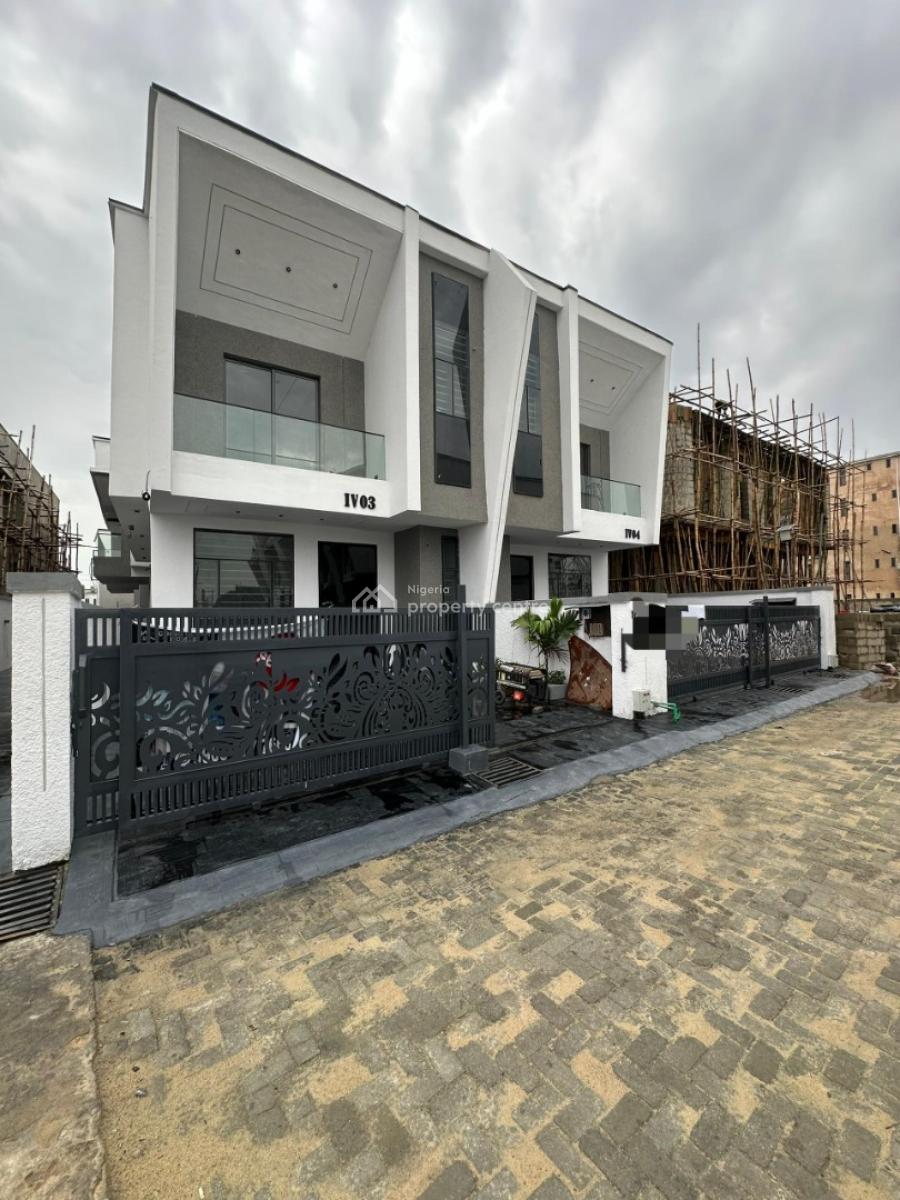 4 Bedrooms Semi-detached House with Bq, Ikota, Lekki, Lagos, Semi-detached Duplex for Sale