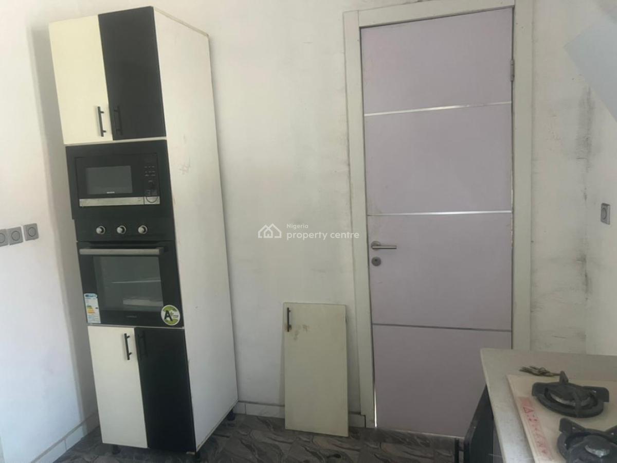 Spacious  1 Bedroom Apartment, Chevron, Lekki, Lagos, Mini Flat (room and Parlour) for Rent