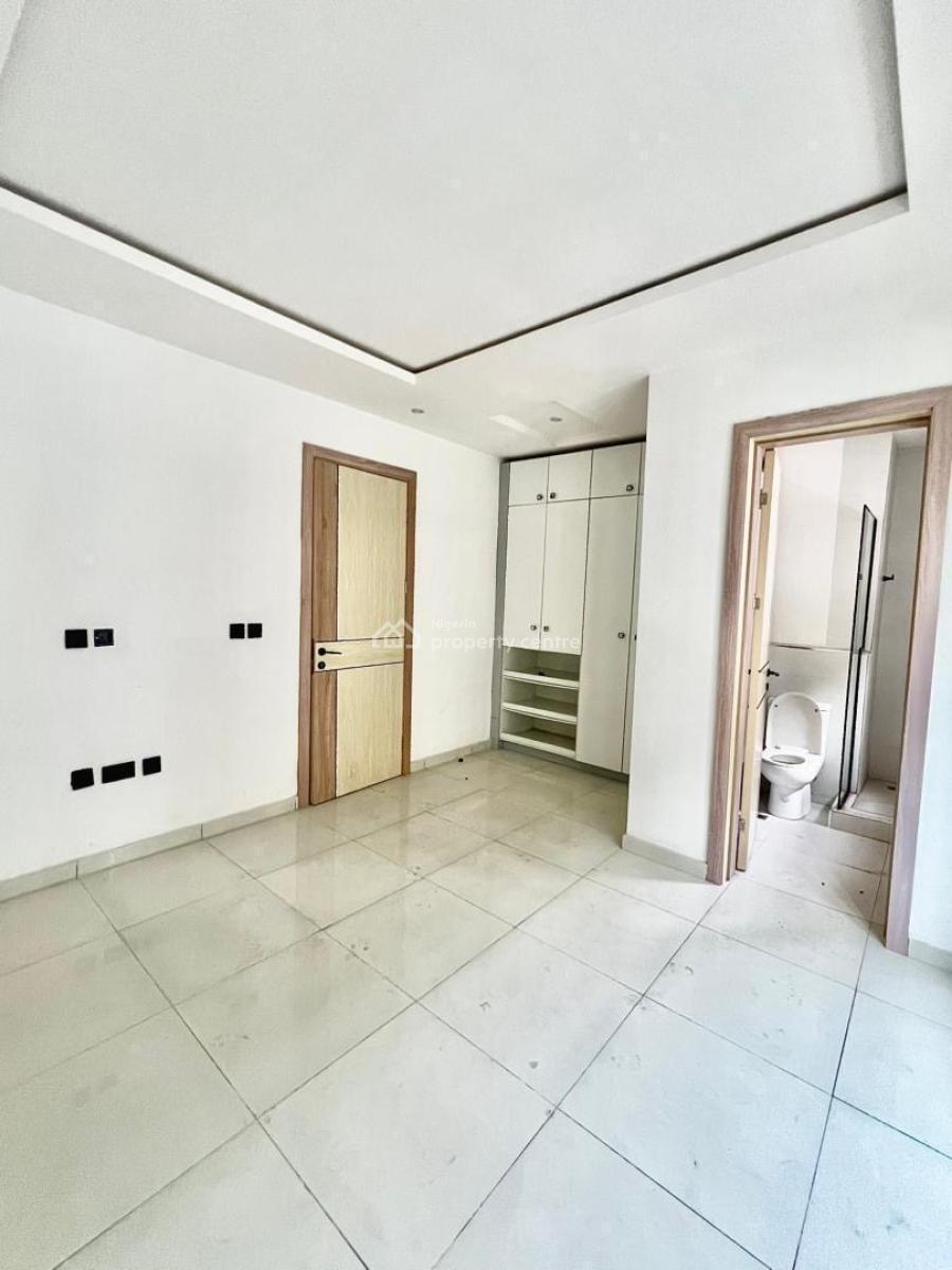 Newly Built 3 Bedroom Apartment with Pool &gym, Ikate, Lekki, Lagos, Block of Flats for Sale