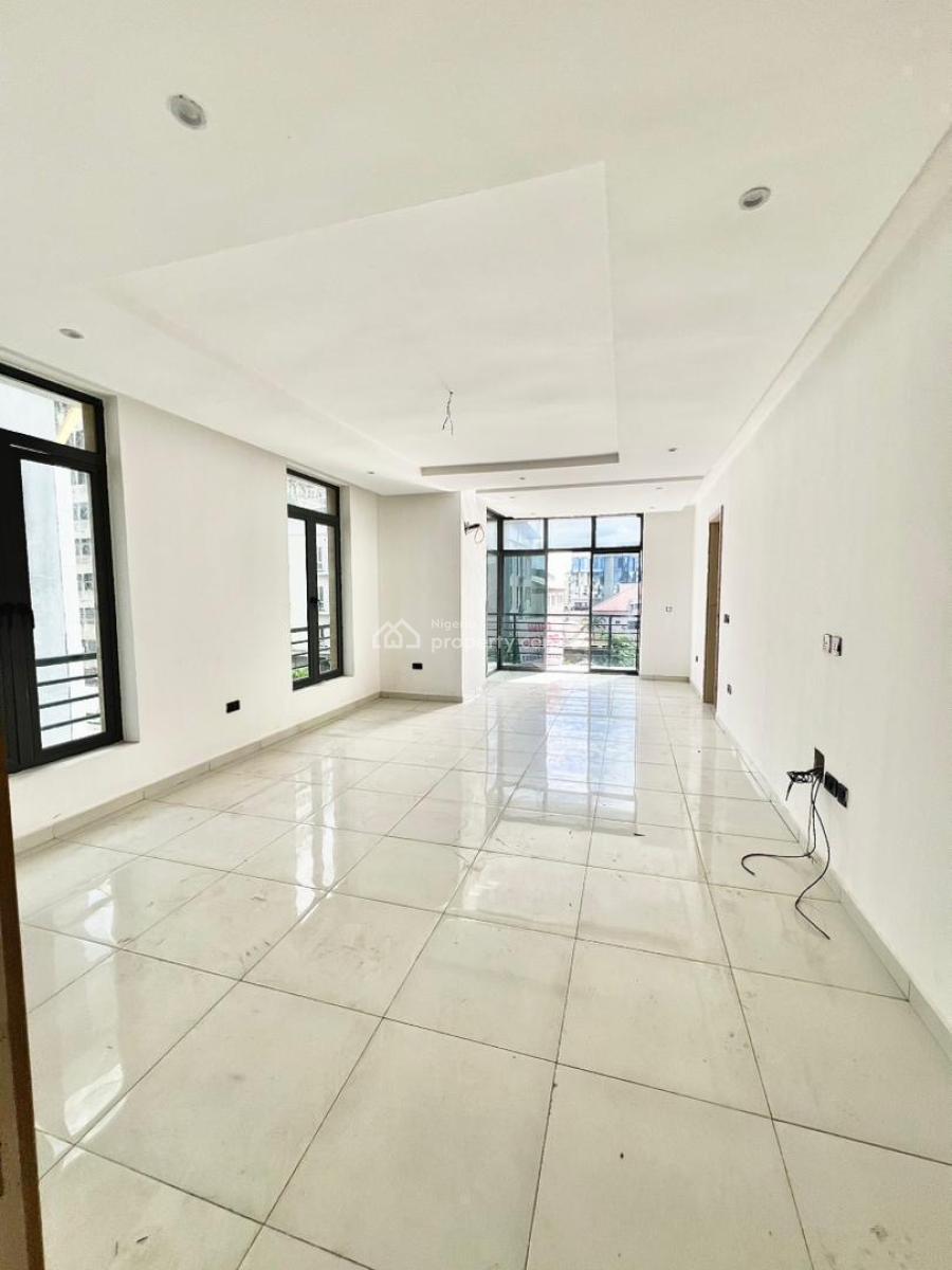Newly Built 3 Bedroom Apartment with Pool &gym, Ikate, Lekki, Lagos, Block of Flats for Sale