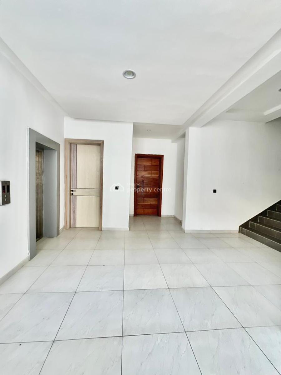 Newly Built 3 Bedroom Apartment with Pool &gym, Ikate, Lekki, Lagos, Block of Flats for Sale