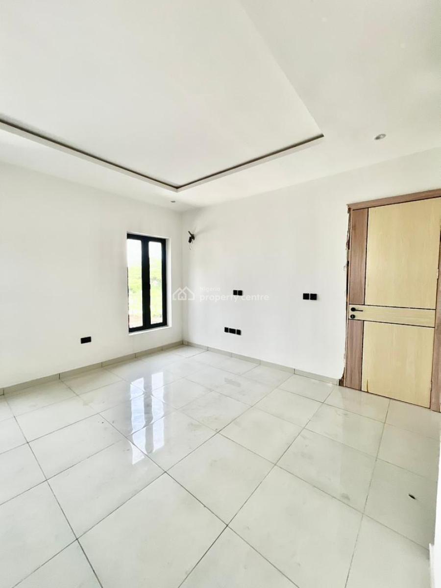 Newly Built 3 Bedroom Apartment with Pool &gym, Ikate, Lekki, Lagos, Block of Flats for Sale