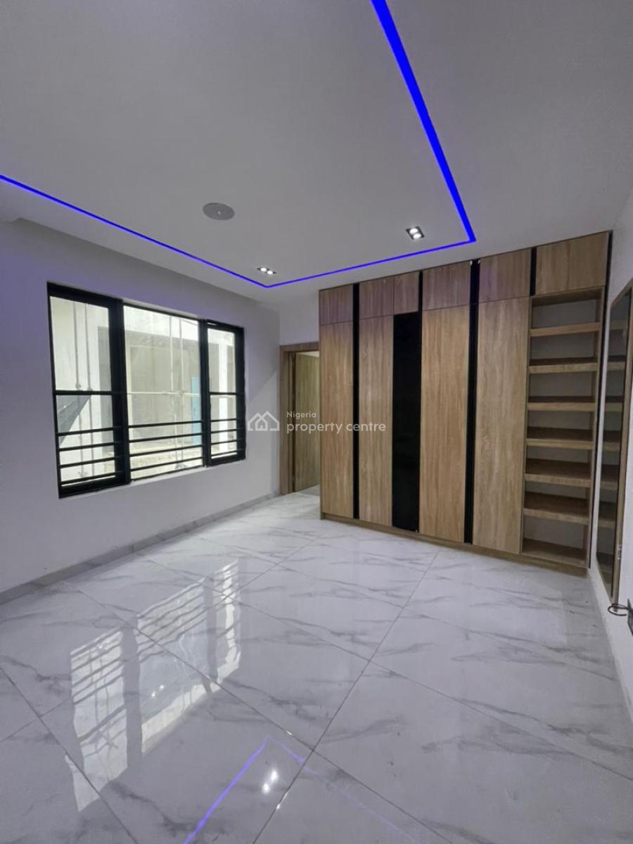 2-bedroom Serviced Apartment, Lekki Phase 1 Freedom Way, Lekki, Lagos, Flat / Apartment for Sale