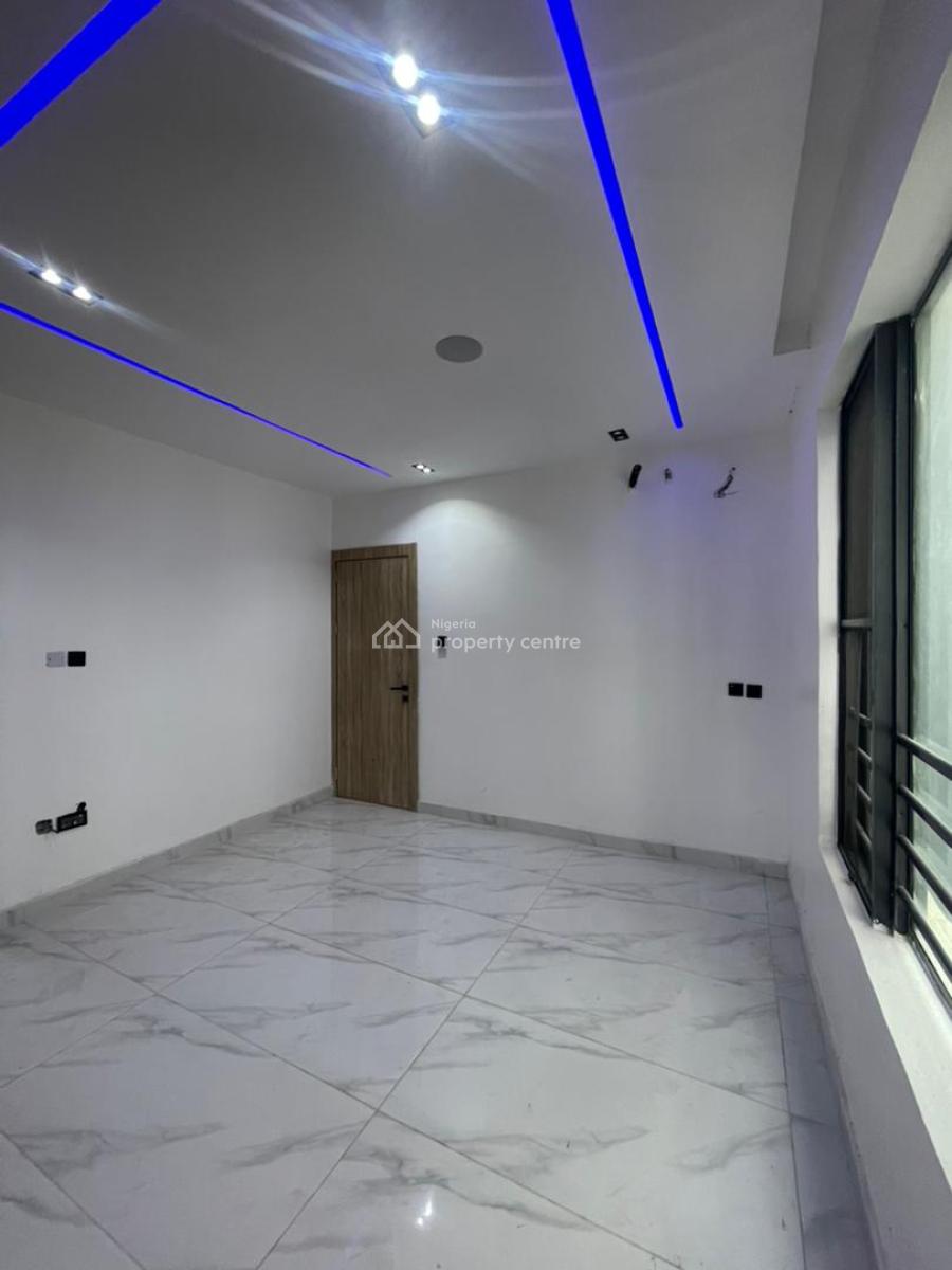 2-bedroom Serviced Apartment, Lekki Phase 1 Freedom Way, Lekki, Lagos, Flat / Apartment for Sale