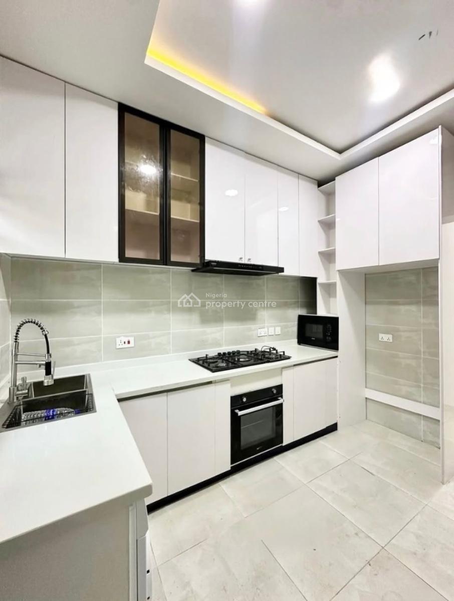 3 Bedrooms, Lekki Phase 1, Lekki, Lagos, Flat / Apartment for Rent
