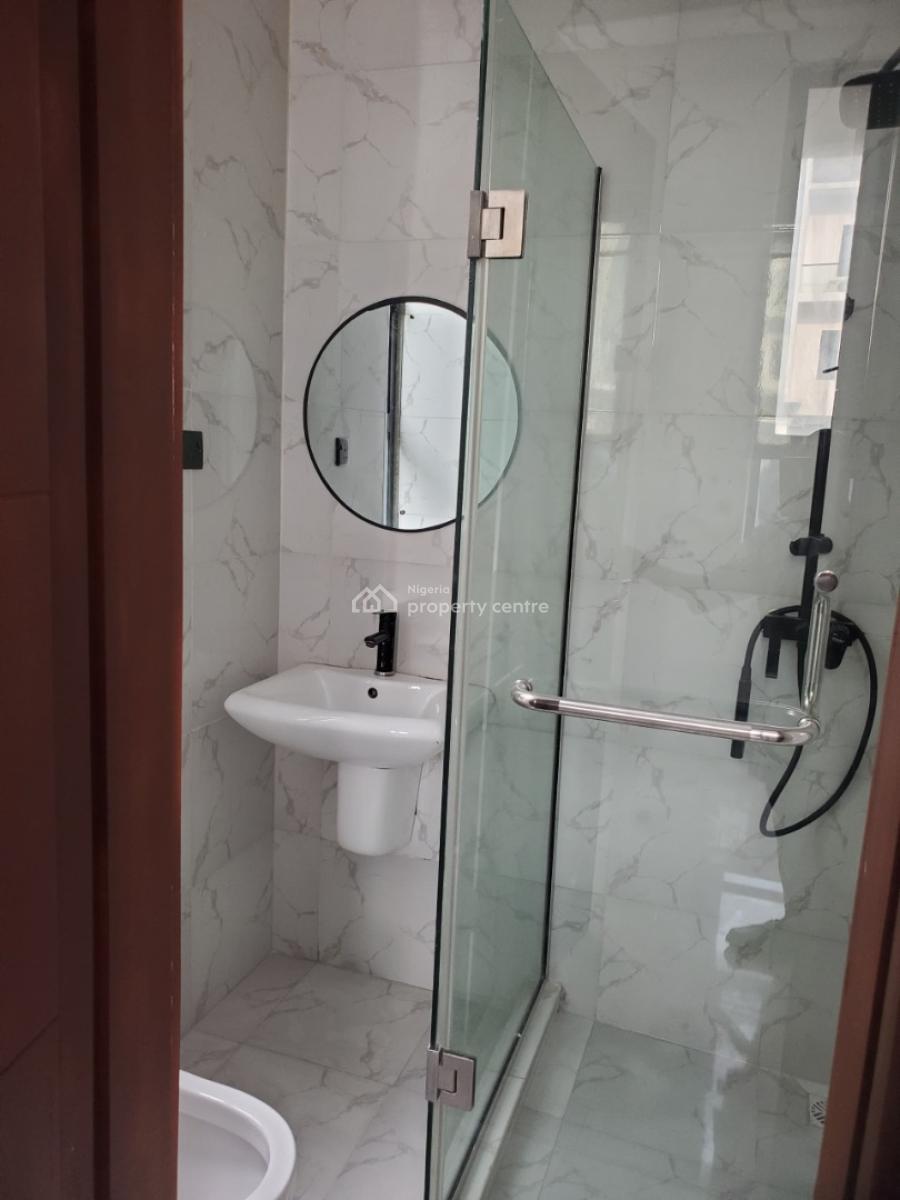 Modernly Fitted 2 Bedrooms Apartment in a Secured Estate, Ikate, Lekki, Lagos, Flat / Apartment for Sale