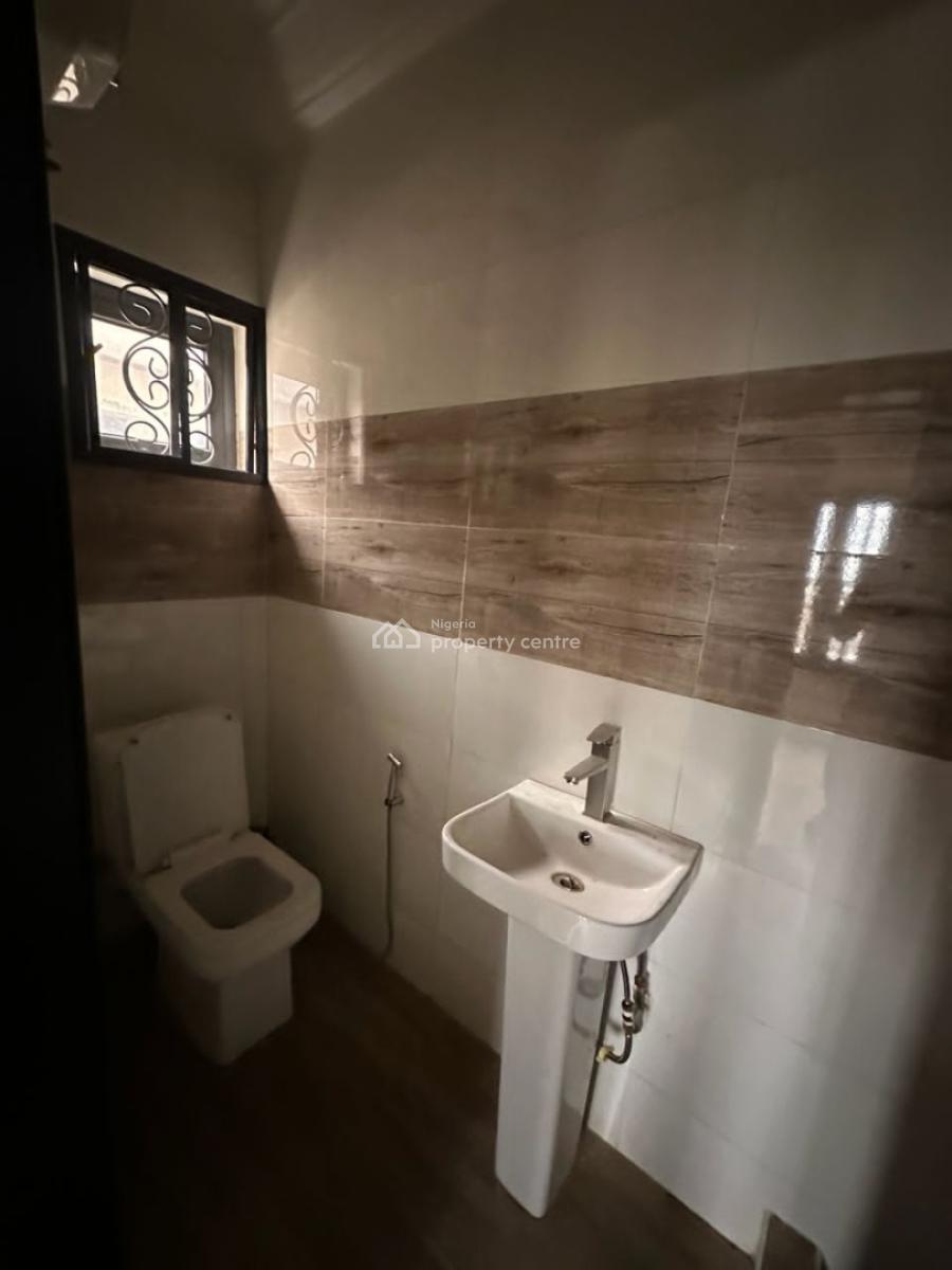Newly Built 2 Bedroom Flat Apartment, Anthony, Maryland, Lagos, Flat / Apartment for Sale