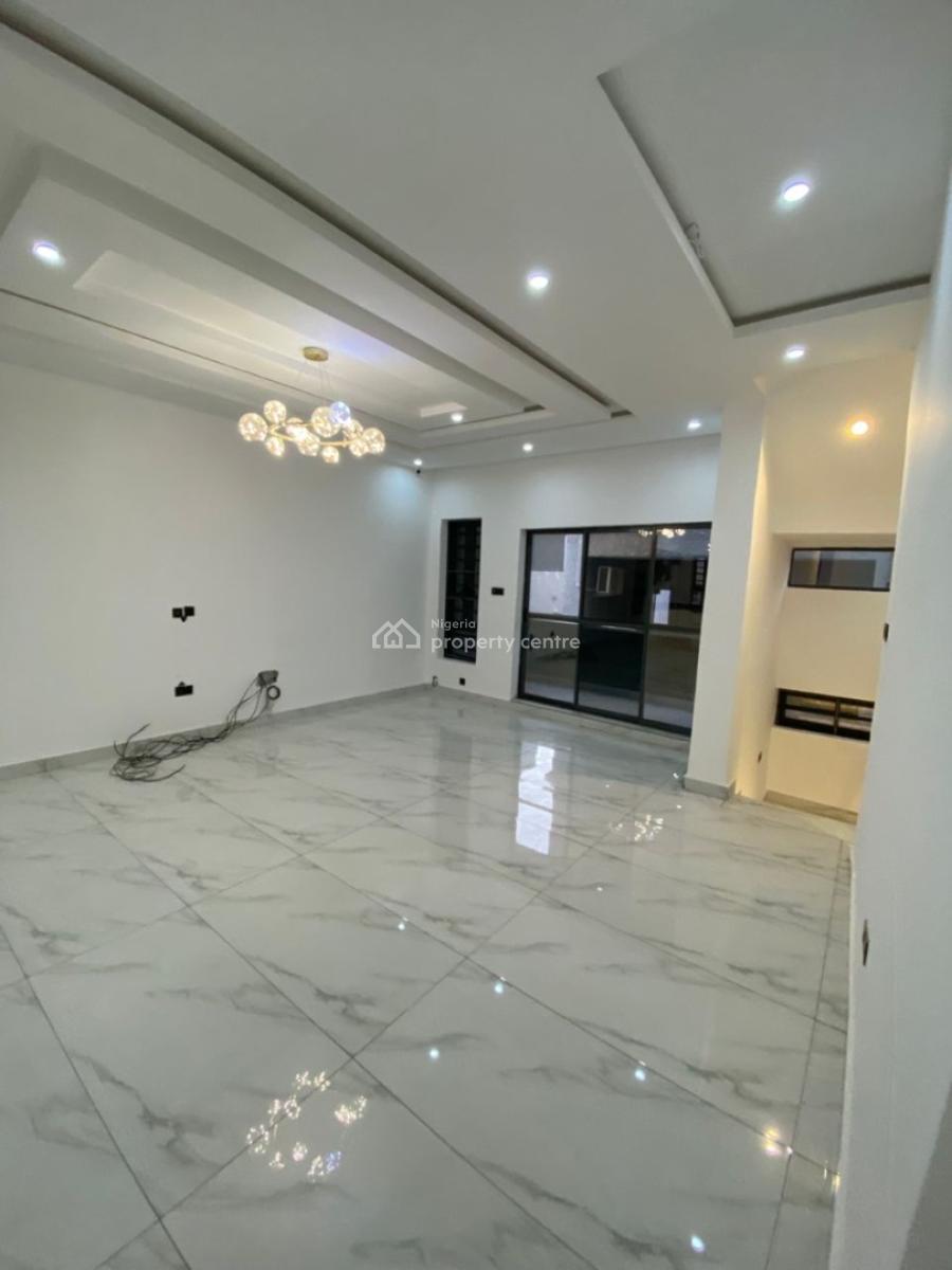 *distress Offer*  4bedroom Detached Duplex  with Bq, in Omole Phase 2 Extension, Omole Phase 2, Ikeja, Lagos, Detached Duplex for Sale