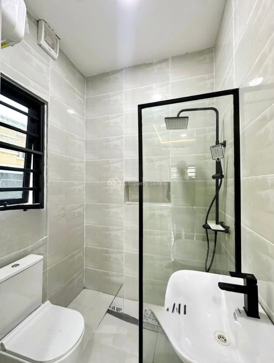 3 Bedroom Apartment for Nt!!! Details >>>>>> Lekk Phase 1,, Lagos Ni, Lekki Phase 1, Lekki, Lagos, Flat / Apartment for Rent