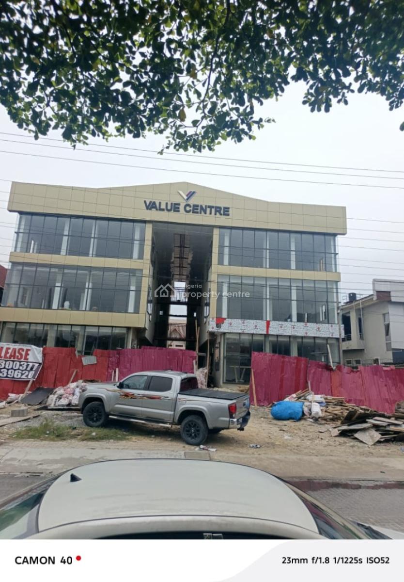 Newly Built Open Plan Space Measuring 205 Sqm, Hakeem Dickson Street, Lekki Phase 1, Lekki, Lagos, Plaza / Complex / Mall for Rent