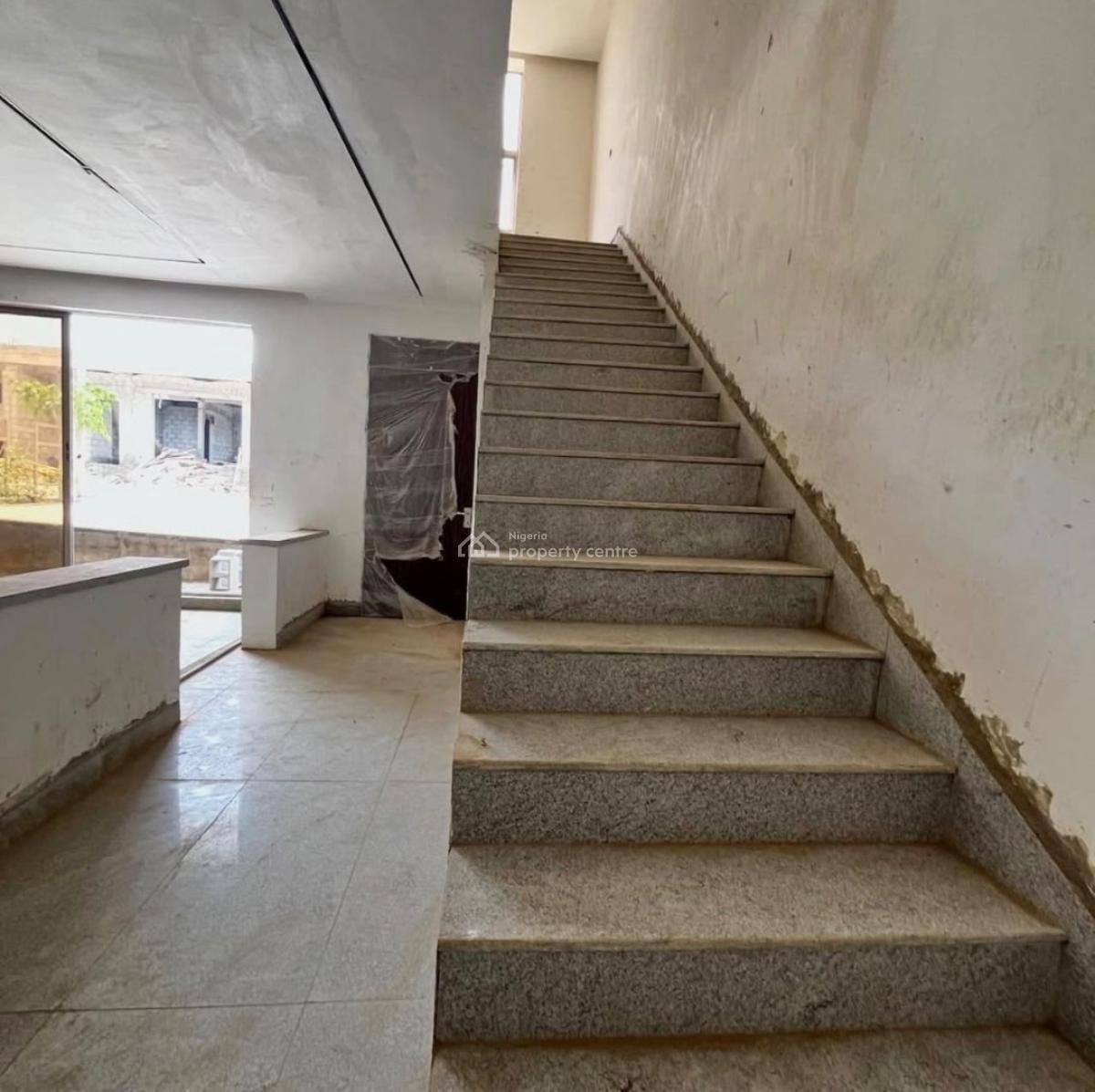 New Listing Newly Constructed 4bedrooms Semi Detached Duplex with 2bq, Guzape District, Abuja, Semi-detached Duplex for Sale