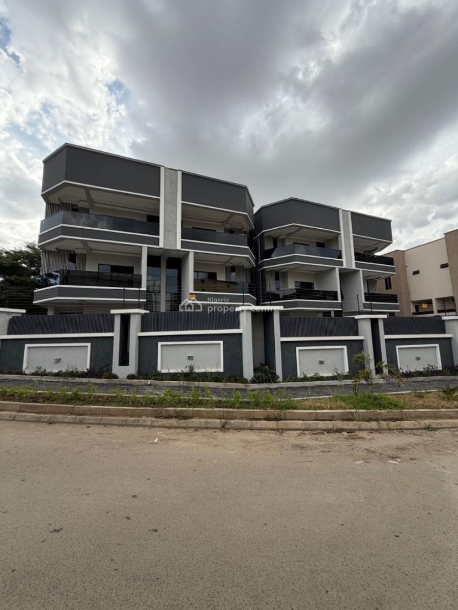 Luxury 4 Bedroom Luxurious Semidetached  Duplex 1 Room Bq, Utako, Abuja, Semi-detached Duplex for Sale