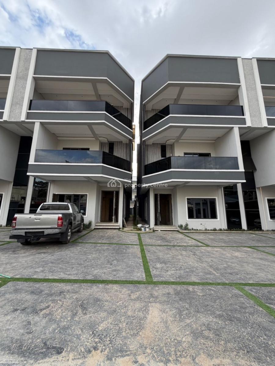 Luxury 4 Bedroom Luxurious Semidetached  Duplex 1 Room Bq, Utako, Abuja, Semi-detached Duplex for Sale