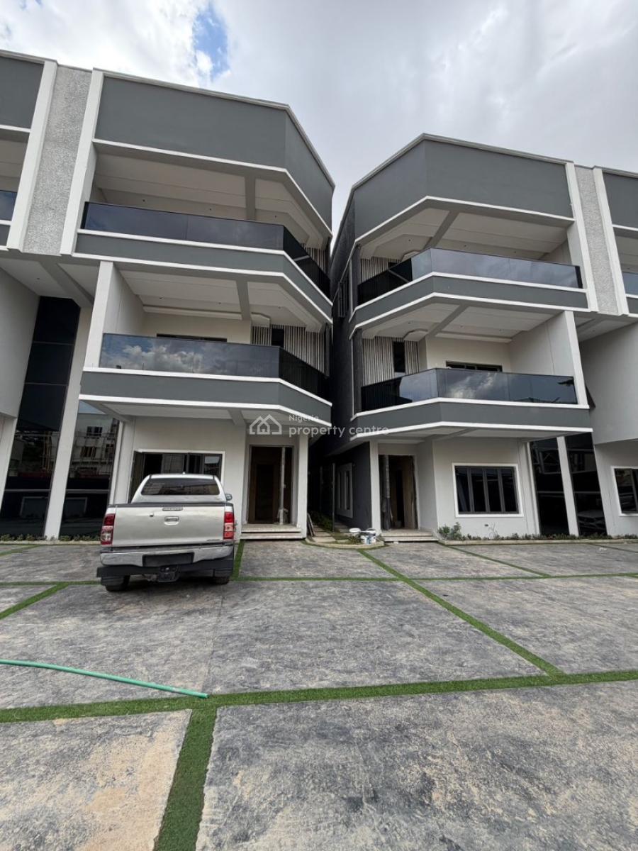 Luxury 4 Bedroom Luxurious Semidetached  Duplex 1 Room Bq, Utako, Abuja, Semi-detached Duplex for Sale