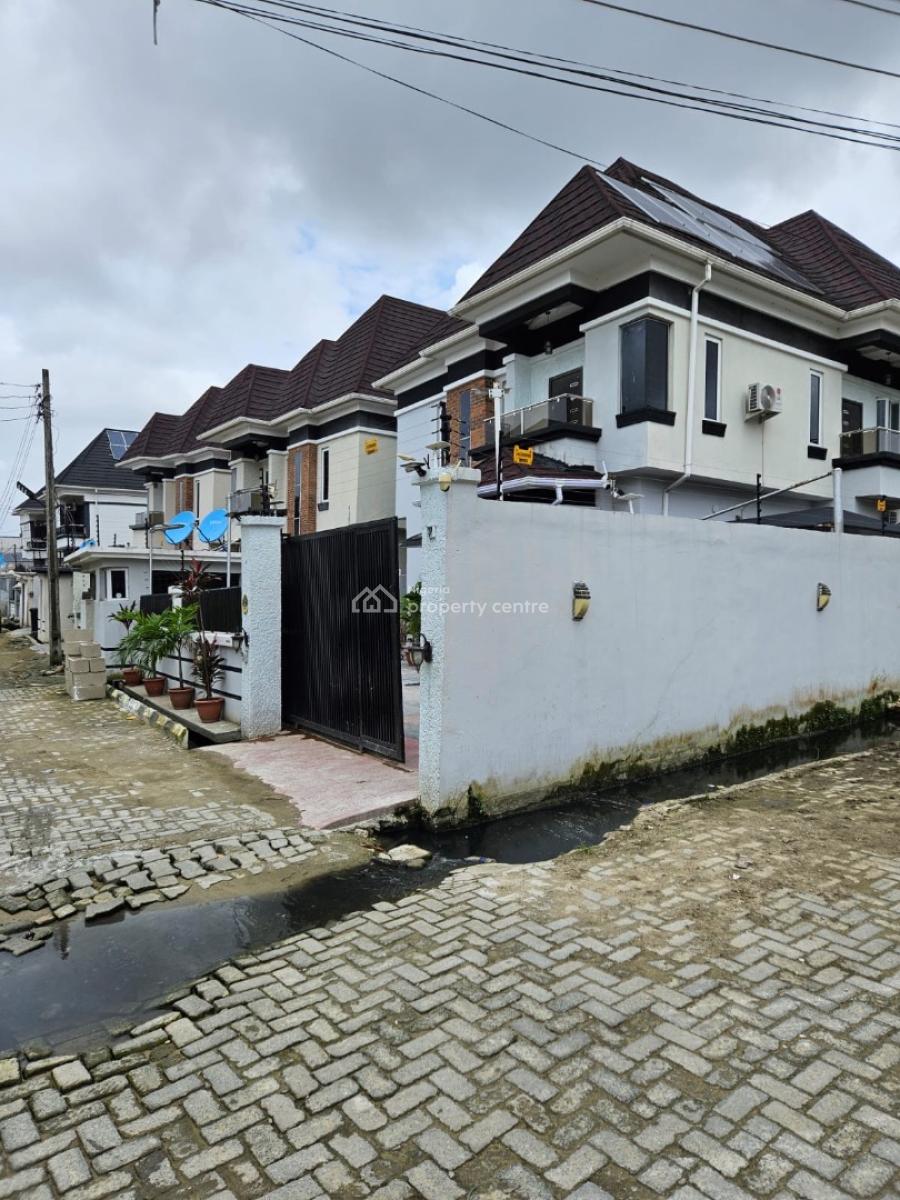 Luxury  4-bedrooms Fully Detached Duplex with Bq, Thomas Estate, Ajah, Lagos, Detached Duplex for Sale