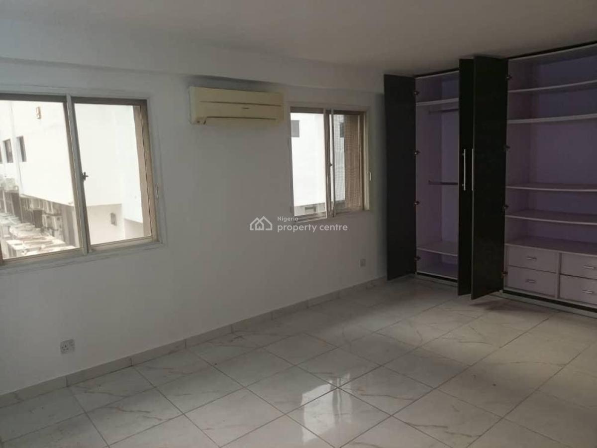 Spacious 4 Bedroom Flat, Victoria Island (vi), Lagos, Flat / Apartment for Rent