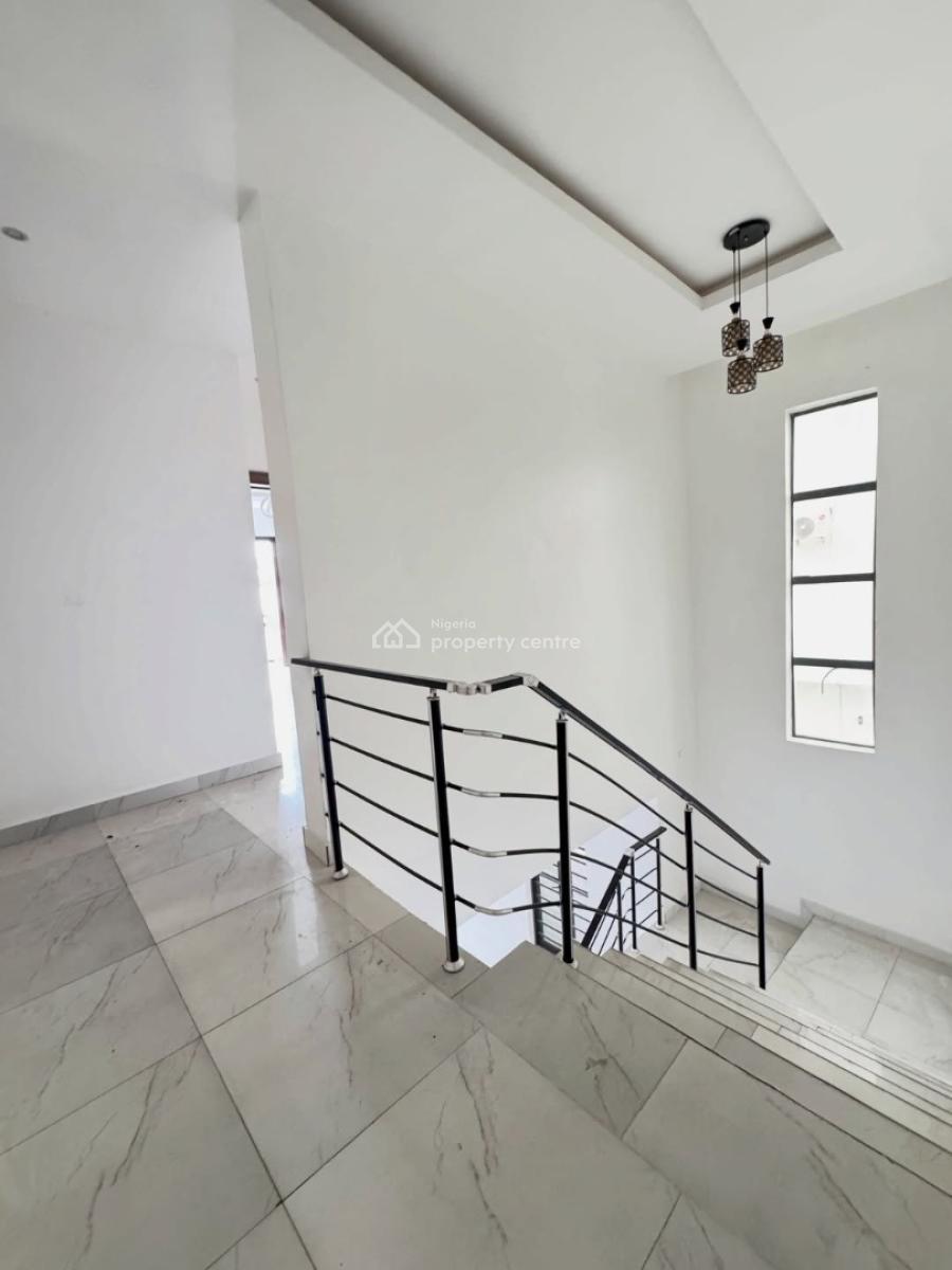 Executive  4-bedrooms Semi-detached Detached Duplex with Bq, Chevron, Lekki, Lagos, House for Sale