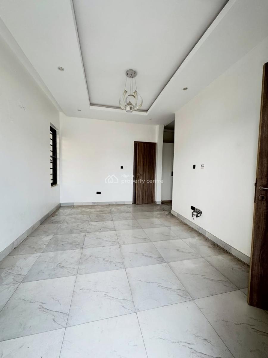 Executive  4-bedrooms Semi-detached Detached Duplex with Bq, Chevron, Lekki, Lagos, House for Sale