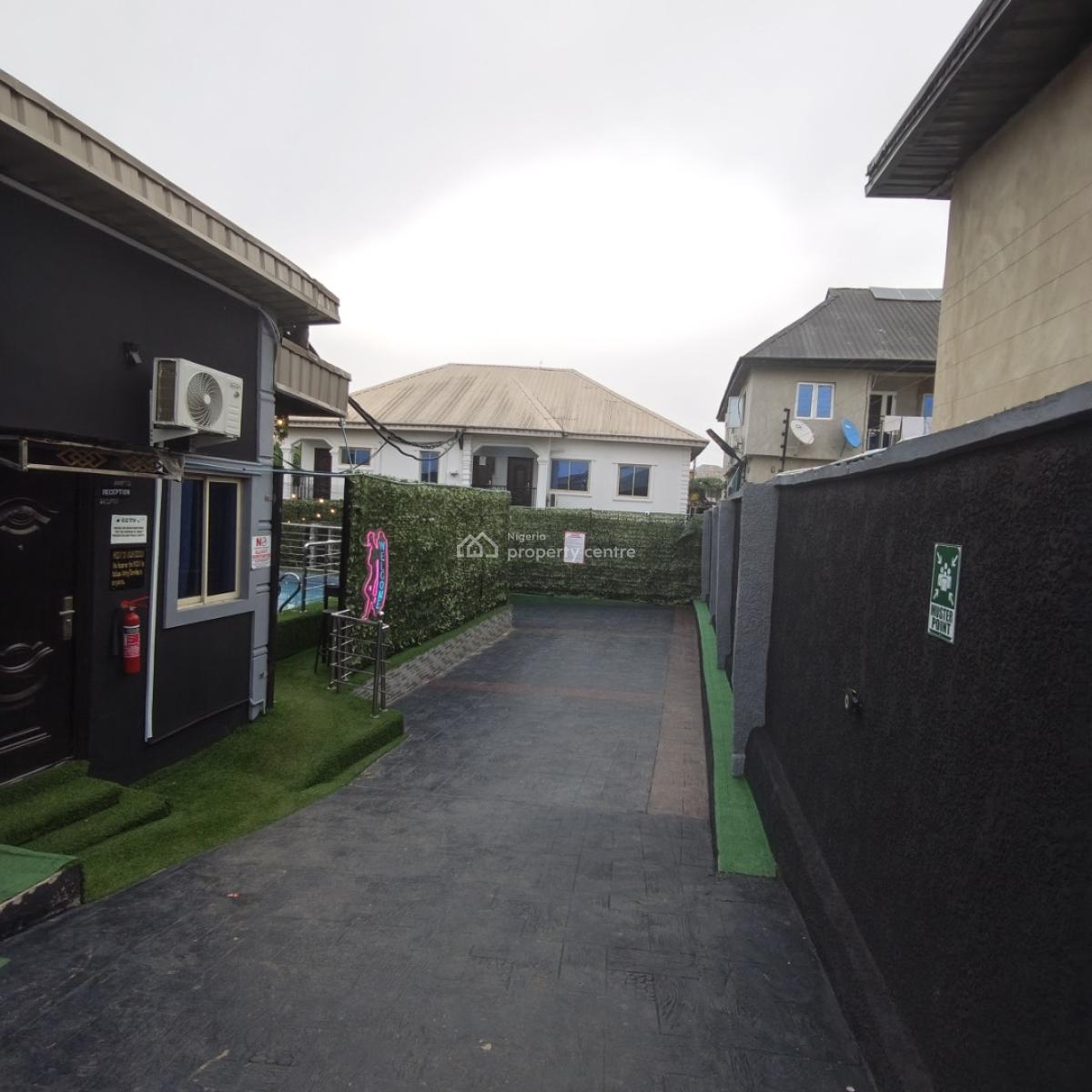 Magnificent Service Apartment Facility, Short Drive From Arepo, By Mountain Top University, Kara Ibafo, Magboro, Ogun, Hotel / Guest House for Rent