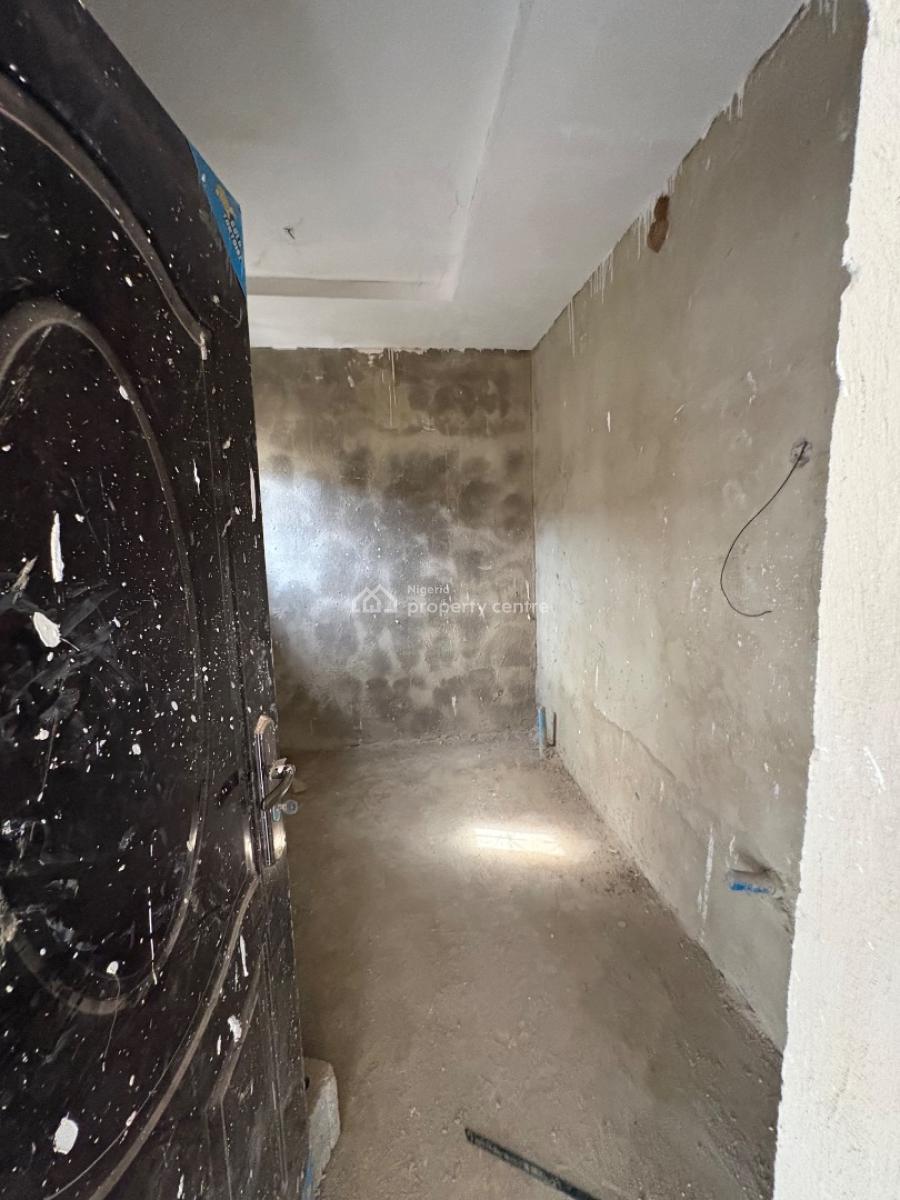 Spacious 4-bedroom Duplex, Von Axis, Lugbe District, Abuja, Semi-detached Duplex for Sale