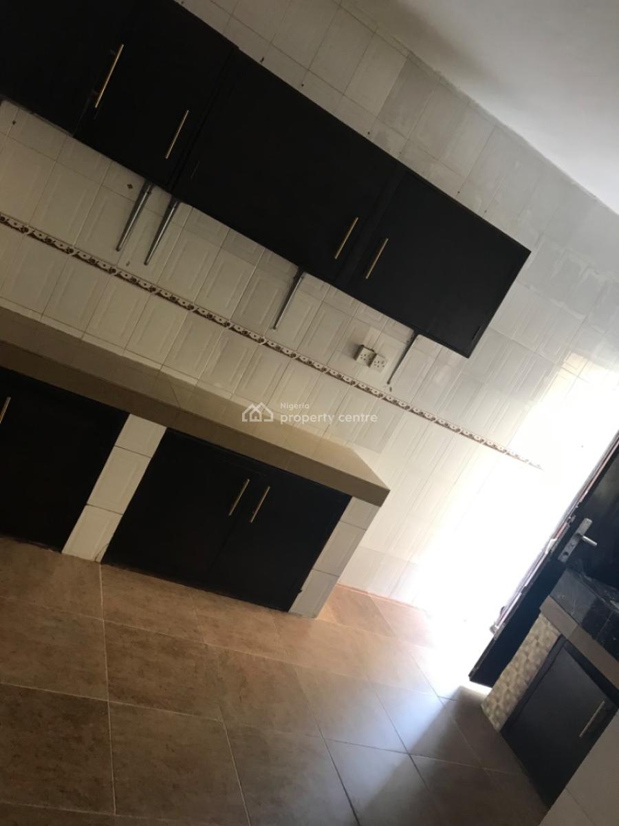 a 3 Bedroom Semi Detached House Off Admiralty Way, Lekki Phase 1., Off Admiralty Way, Ibeju Lekki, Lagos, Semi-detached Duplex for Rent