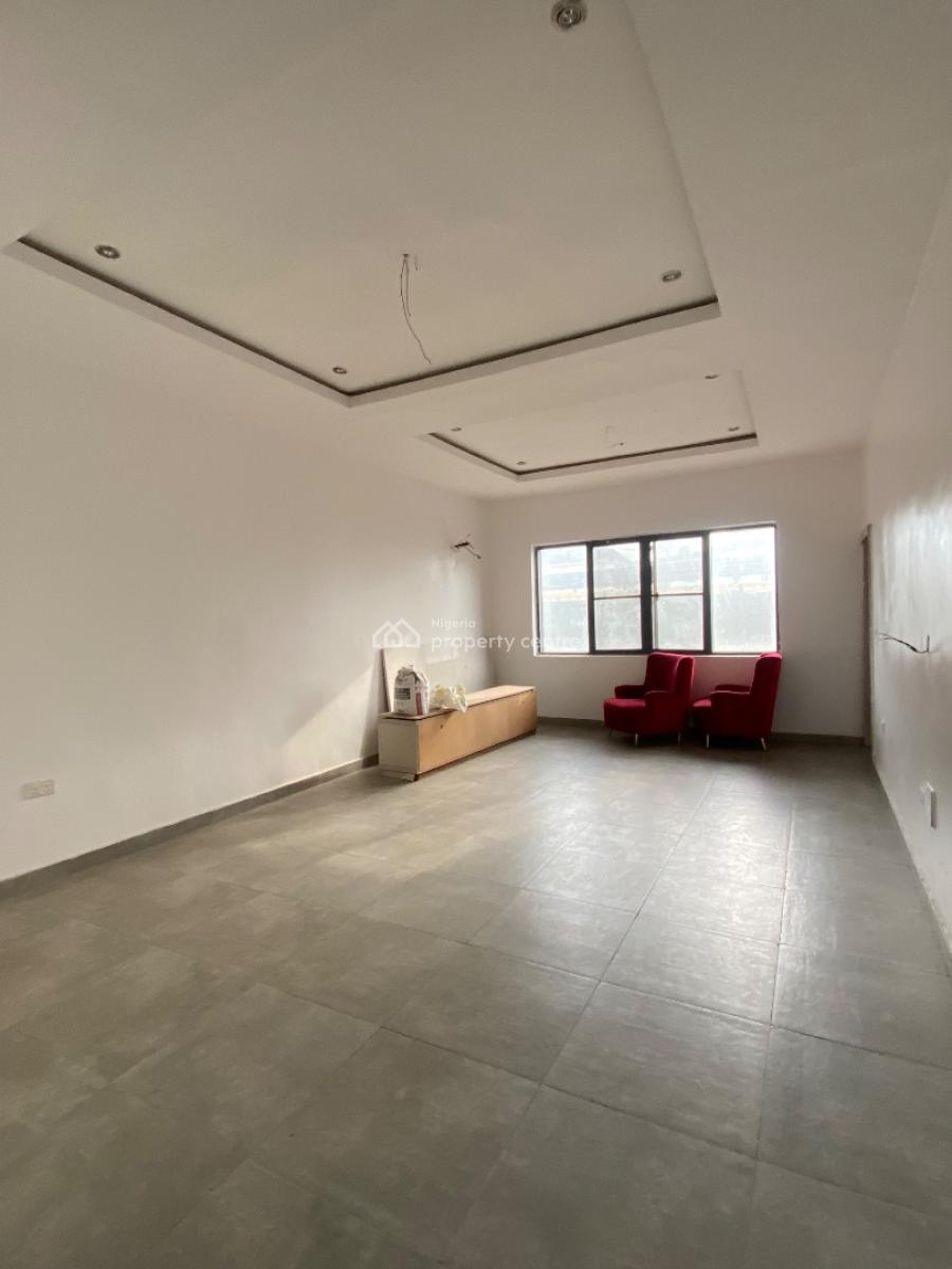 Luxury Elegant Stabdard 2 Bedroom Flat, Chevro Jv. Located in a Secured Estate ., Lekki, Lagos, Flat / Apartment for Rent