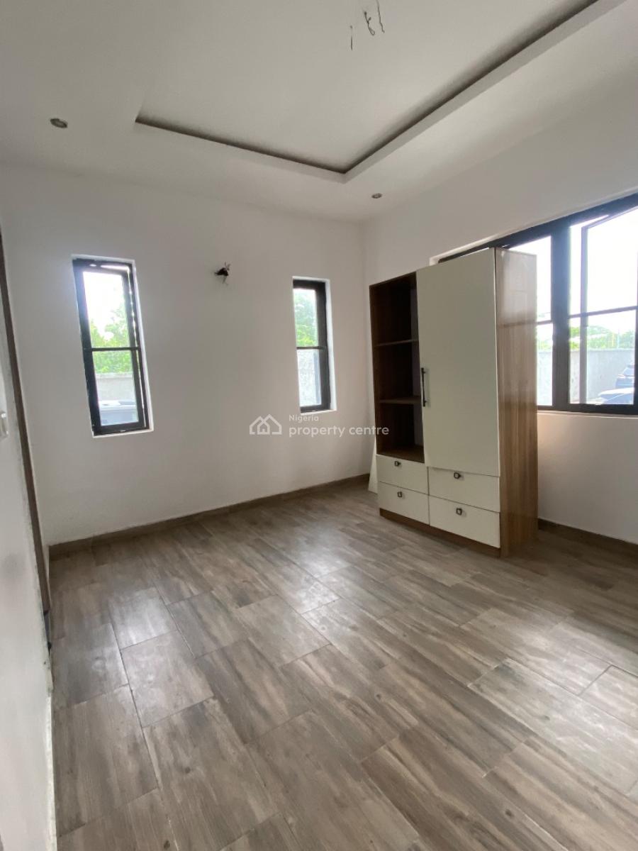 Luxury Elegant Stabdard 2 Bedroom Flat, Chevro Jv. Located in a Secured Estate ., Lekki, Lagos, Flat / Apartment for Rent