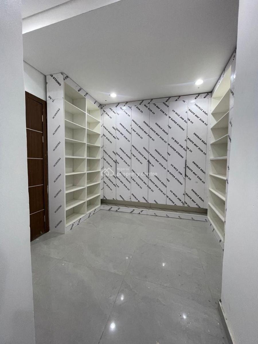 Spacious  6 Bedroom Fully  Detached Duplex with Pool, Gym, Study Room,, Old Ikoyi, Ikoyi, Lagos, Detached Duplex for Sale