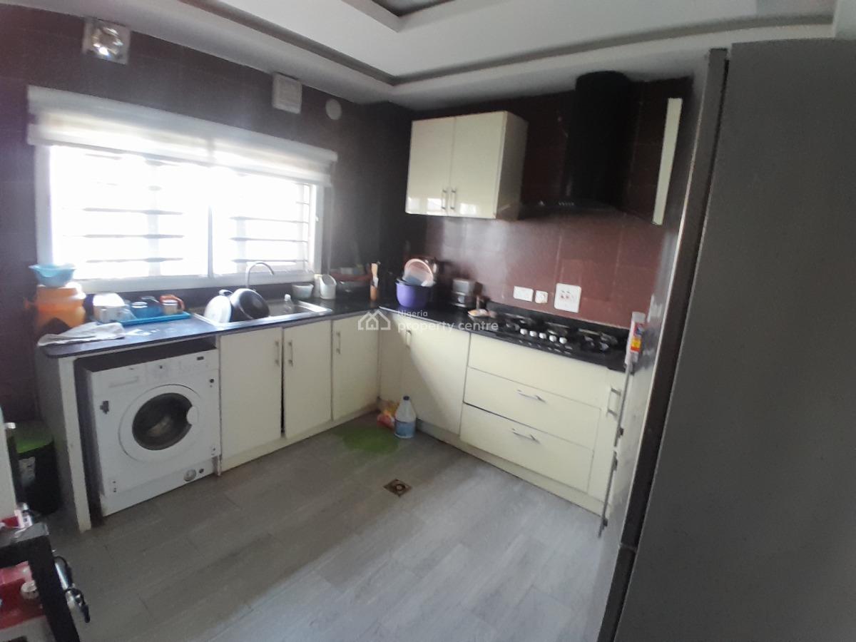 3 Bedroom Furnished Flat, Ellsworth Gardens Estate, Ologolo, Lekki, Lagos, Flat / Apartment for Sale