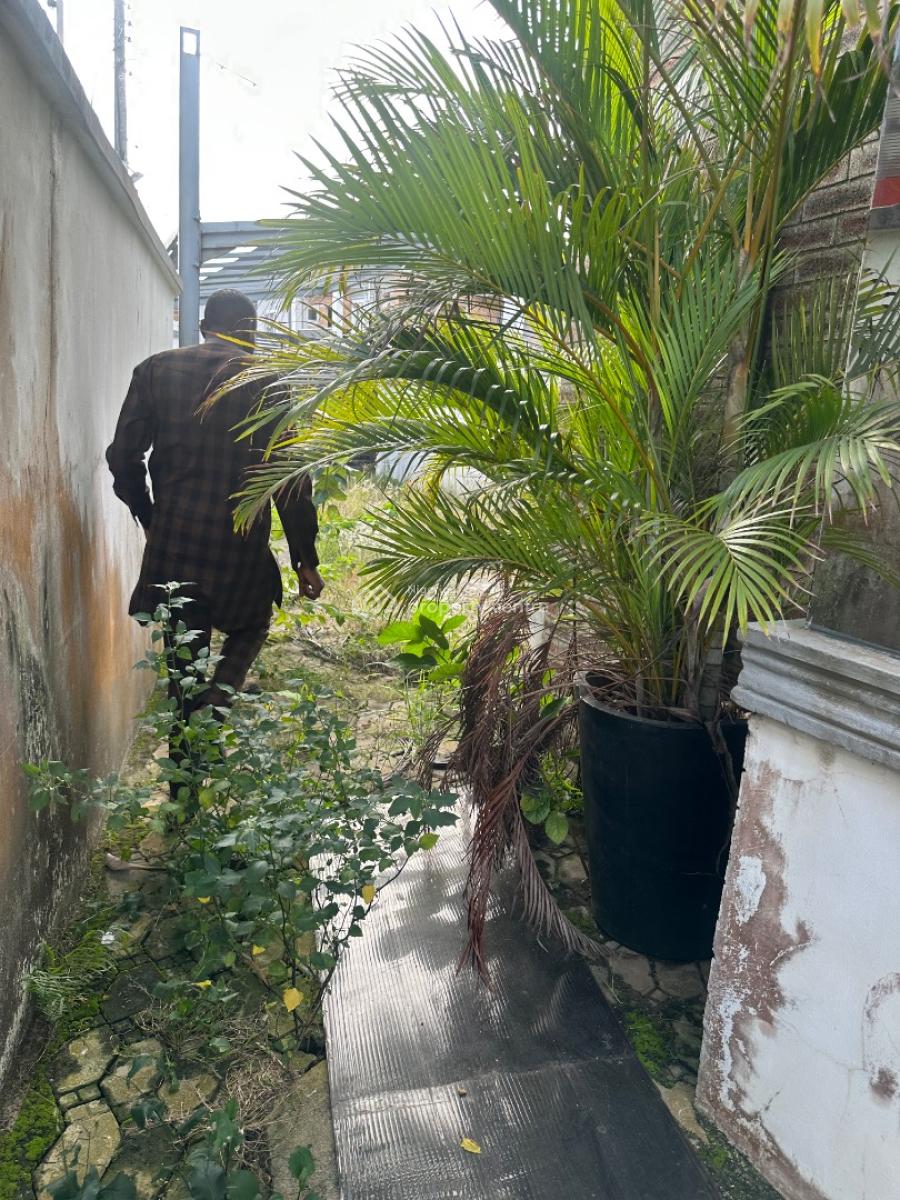 Used  Standard 4 Bedroom Duplex, Royal Palm Will Estate Along Badore Road, Ajah, Lagos, Detached Duplex for Sale