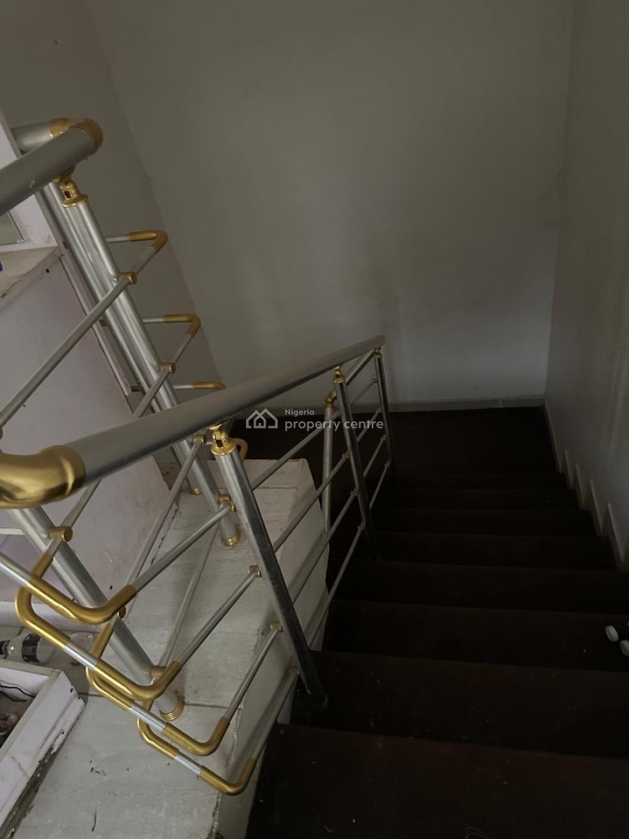 Used  Standard 4 Bedroom Duplex, Royal Palm Will Estate Along Badore Road, Ajah, Lagos, Detached Duplex for Sale