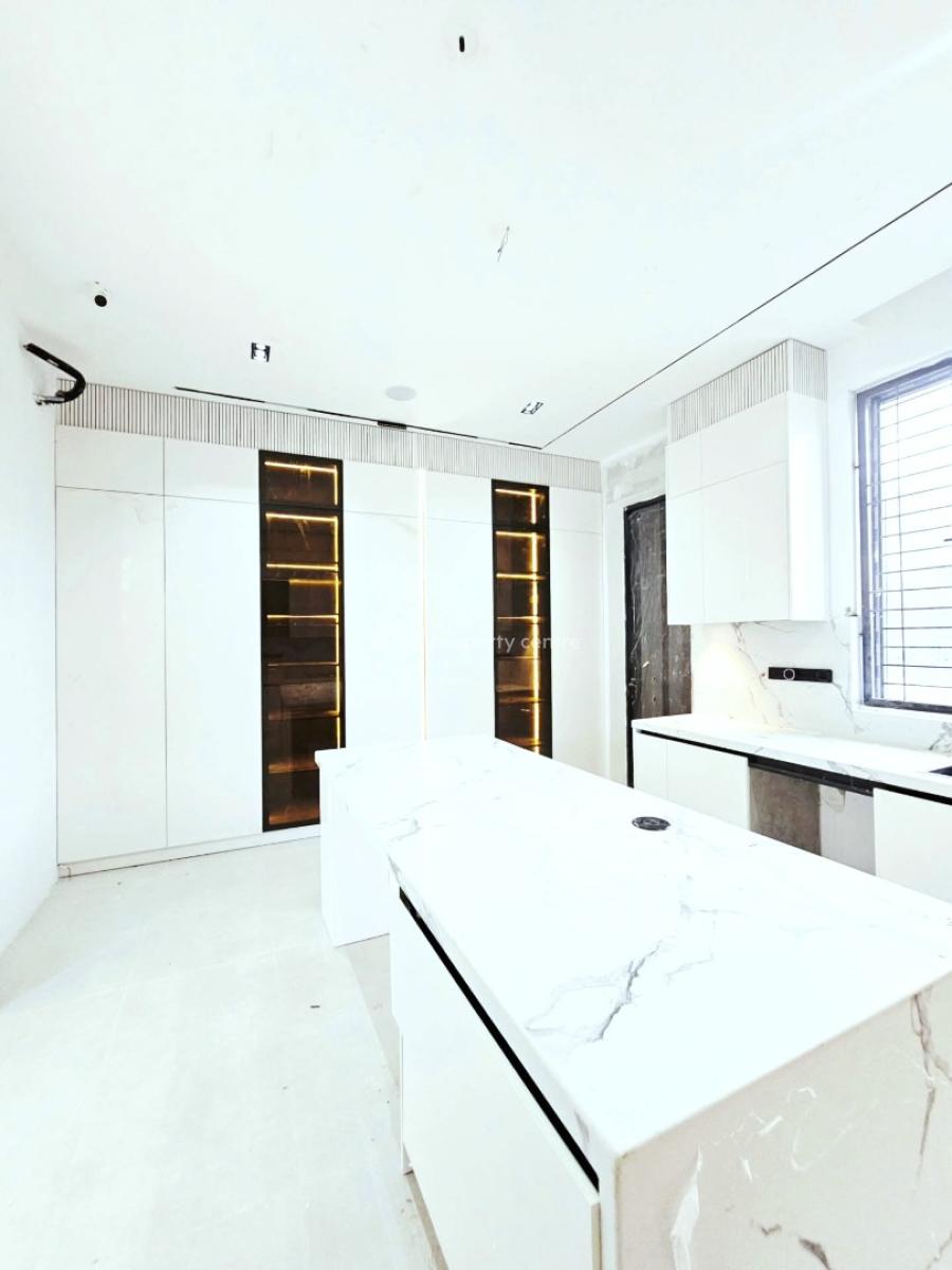 Massive 5 Bedroom Detached, Lekki Phase 1, Lekki, Lagos, Detached Duplex for Sale