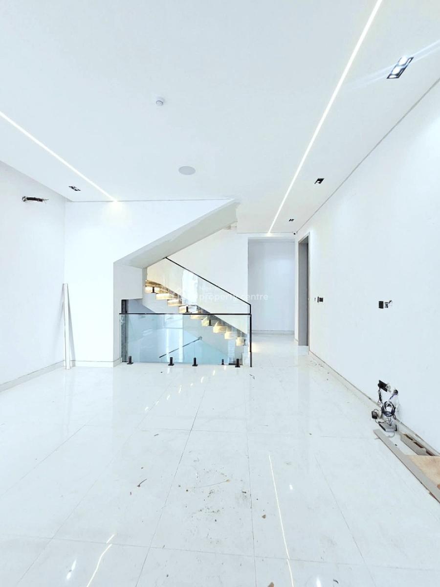 Massive 5 Bedroom Detached, Lekki Phase 1, Lekki, Lagos, Detached Duplex for Sale
